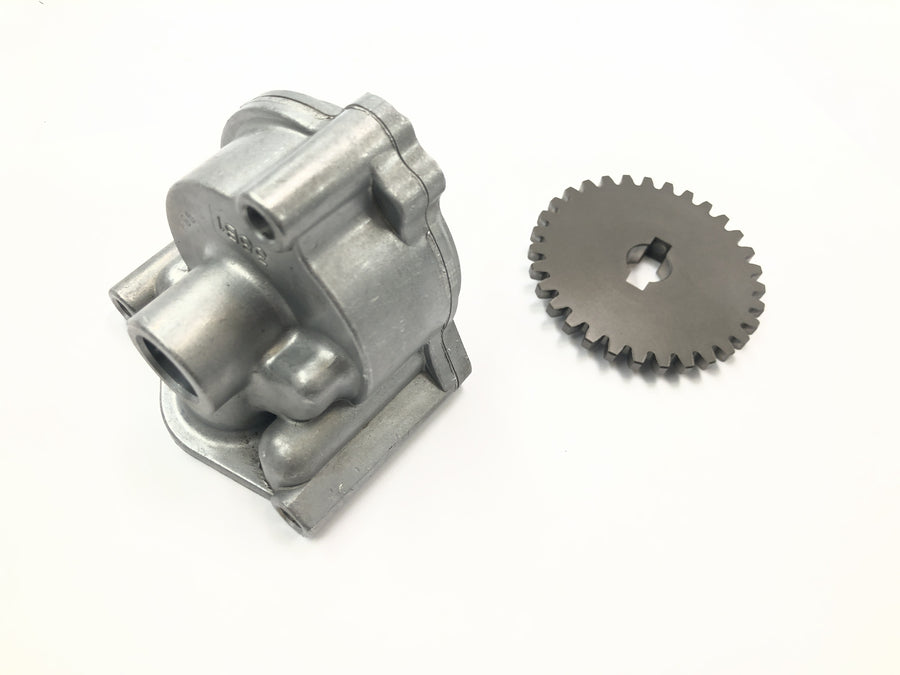 Suzuki Intruder VL 1500 AL [2000] - Oil pump oil pump drive gear pump unit