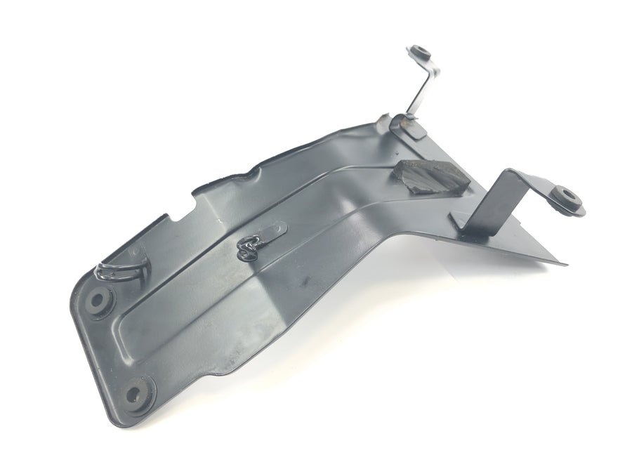 Suzuki Intruder VL 1500 AL [2000] - Tank mount tank holder heat protection