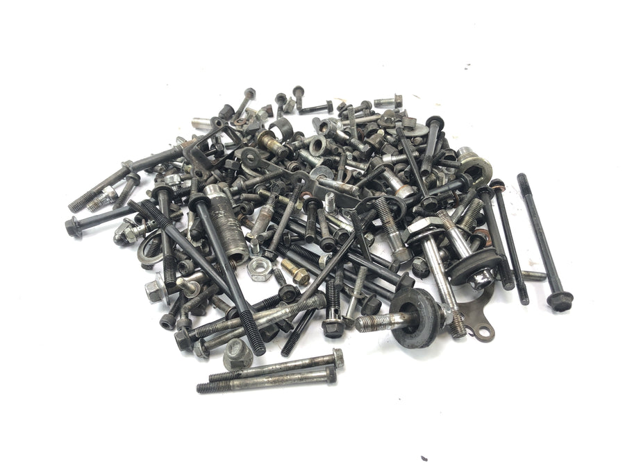 Honda CBX 650 E RC13 [1983] - screws and residual parts are convolidated