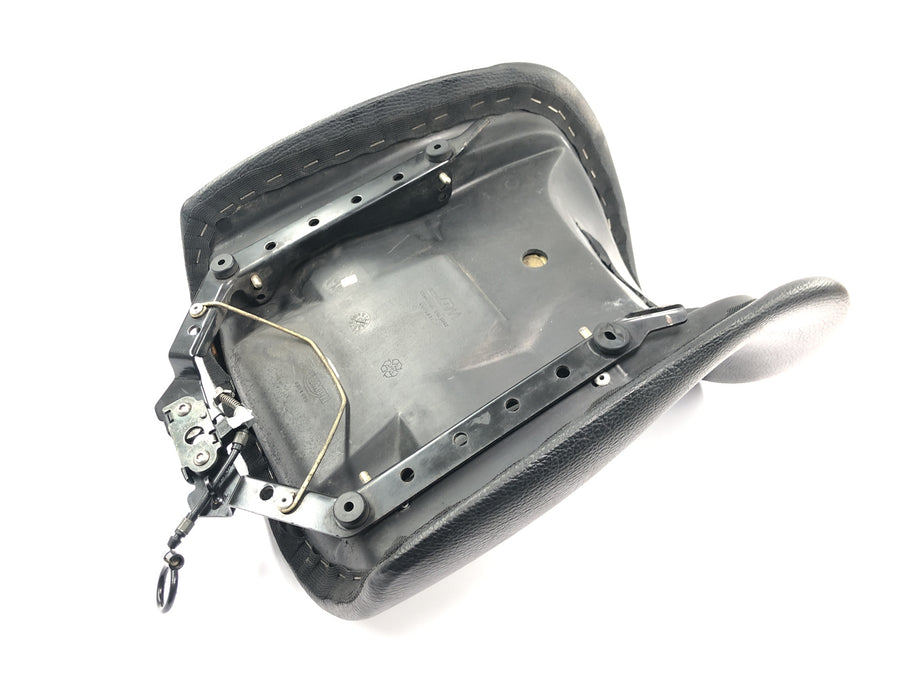 Triumph Tiger 955i 709EN [2003] - Driver's seat bench seat