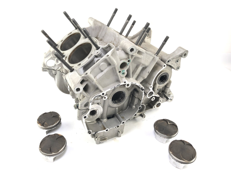 Aprilia RSV4 1000 [2010] - Engine housing empty housing with cylinder liners and pistons