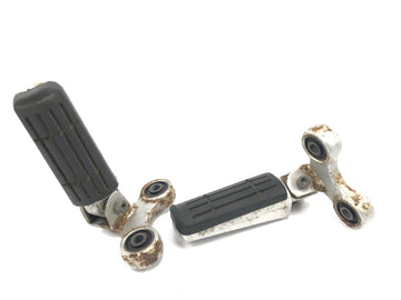 Yamaha GTS 1000 4FV [1997] - Pillion footrests with holder left and right - 0
