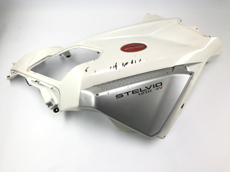 Moto Guzzi Stelvio 1200 4V [2009] - Covered side part on the right displacement part