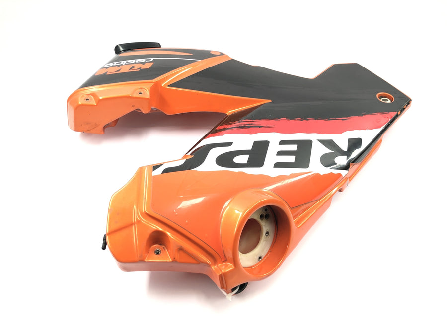 KTM 950 Adventure LC8 [2004] - Tank rechts Benzintank