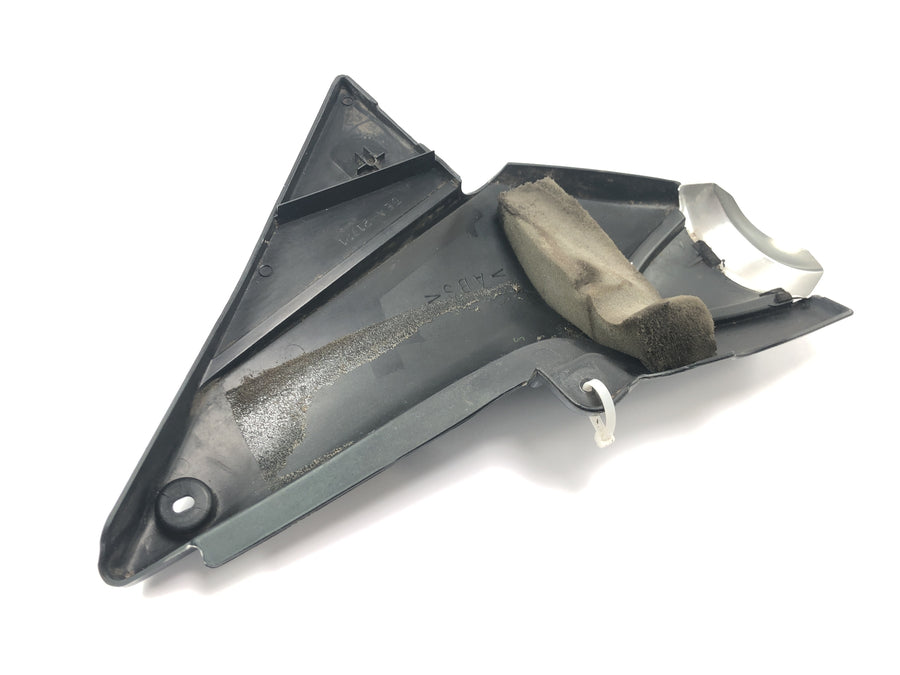 Yamaha XJR 1300 RP02 [1999] - Side panel air filter box cover right