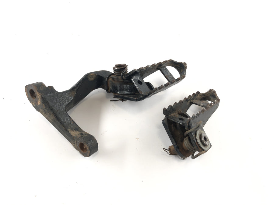 Honda XR 600 R PE04 [1993] - Pair of footrests