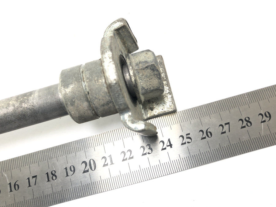 Yamaha XT 125 X [2004] - Rear axle