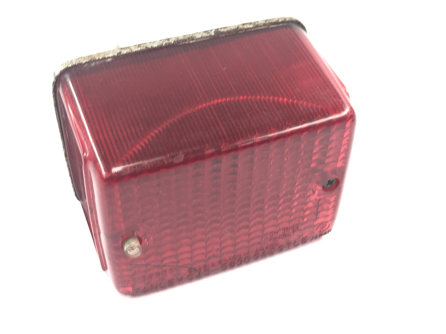 Yamaha DT 175 2K4 [1982] - Rear light rear light brake light rear light glass cracked