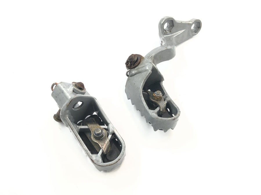 KTM 640 Adventure LC4 [2001] - Driver footrests left and right