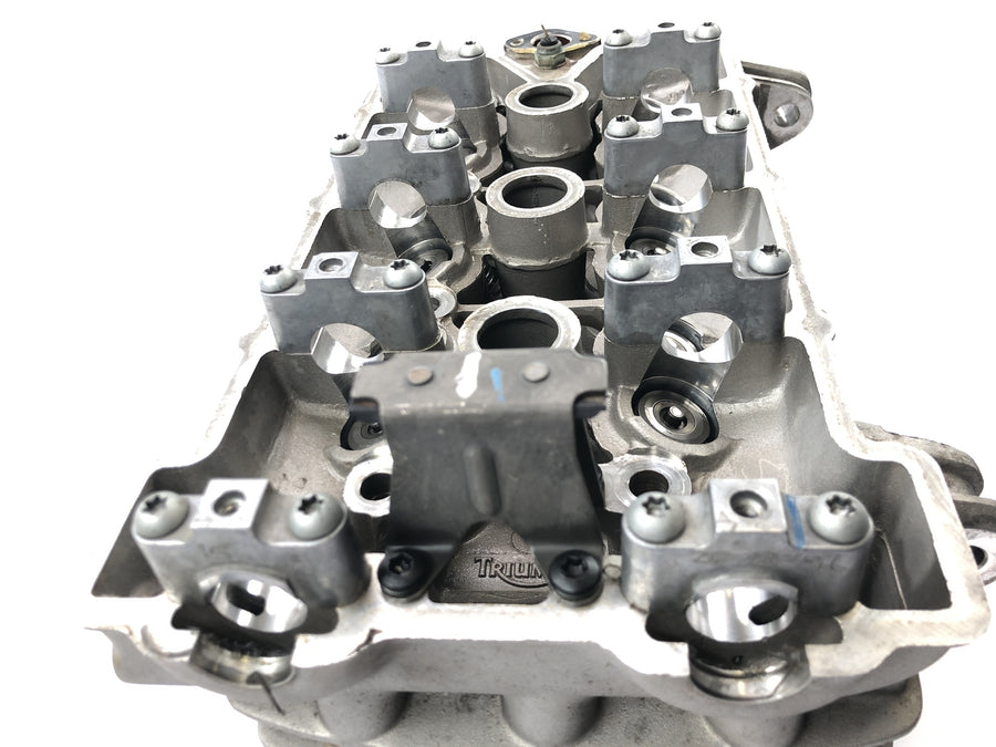 Triumph Adventurer 900 T309RT [1998] - Cylinder head valve head cylinder head housing