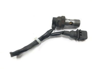 Triumph Bonneville T100 986MF [2012] - Oil temperature sensor