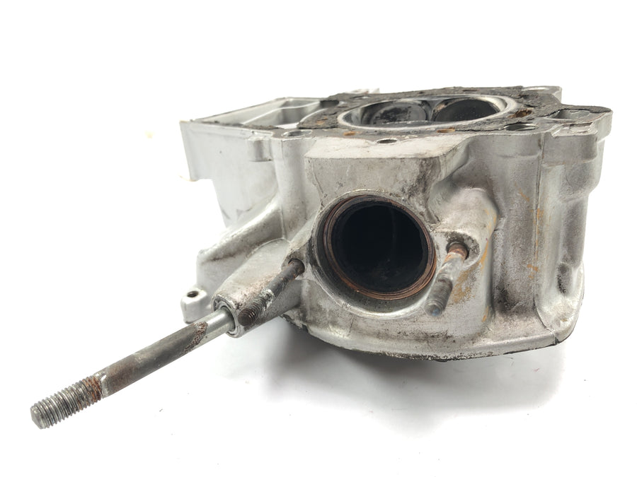 Honda GL 500 Silverwing PC02 [1982] - cylinder head on the right
