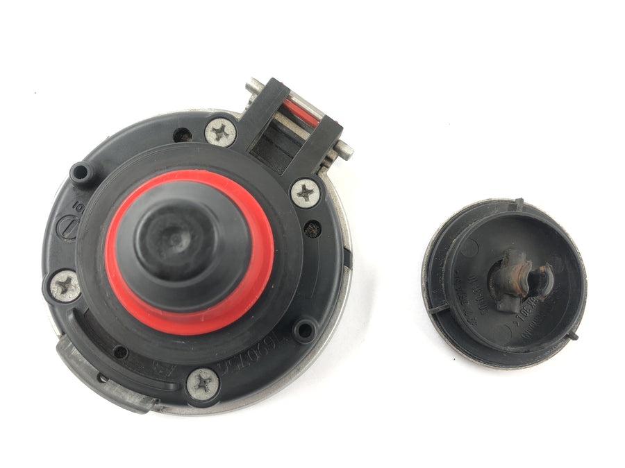 BMW K 1300 S K12S [2010] - locksmith Zündchlos CDI tank lock for Gabelbrücke above Tacho Cockpit ECU