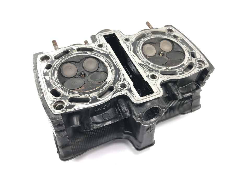 Yamaha V Max 1200 2LT [1998] - Front cylinder head