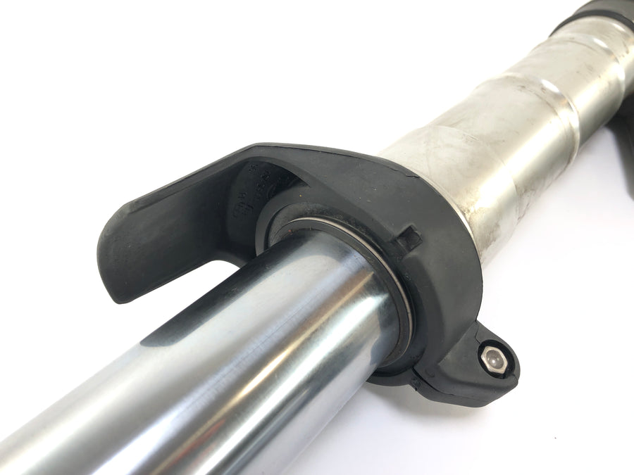 Triumph Daytona 955i T595 [1999] - Fork Telescopic fork with axle