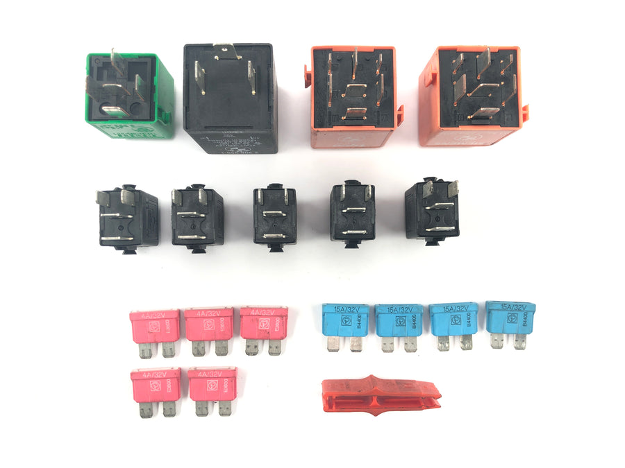 BMW C1 125 [2002] - relays and fuses mixed lot