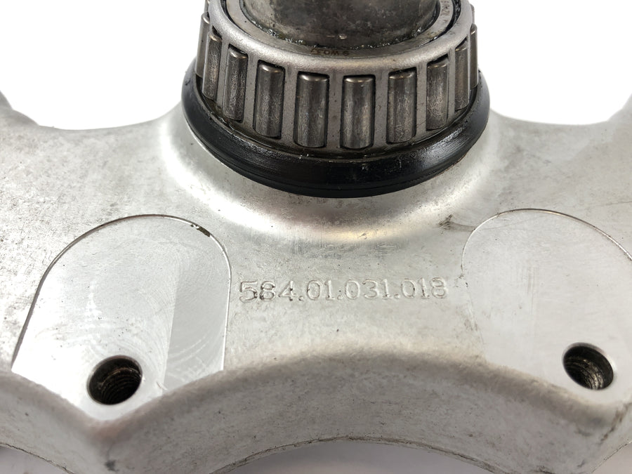 KTM LC4 640 EGS [2004] - fork bridge below
