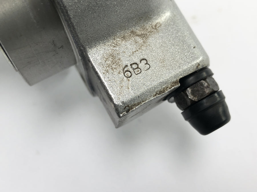 Triumph Adventurer 900 T309RT [1998] - Clutch slave cylinder hydraulic clutch cylinder