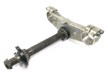 Suzuki GSX R 1100 GU74C [1987] - Lower fork bridge, steering head lower bridge, head tube