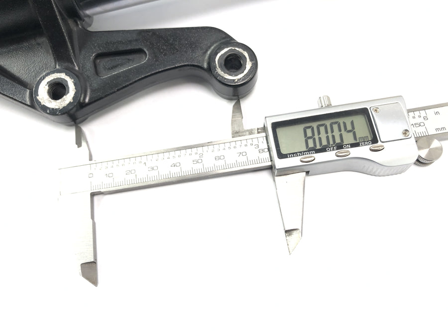 Triumph Street Triple R 675 D67LD [2010] - fork telegabel with axis upside down
