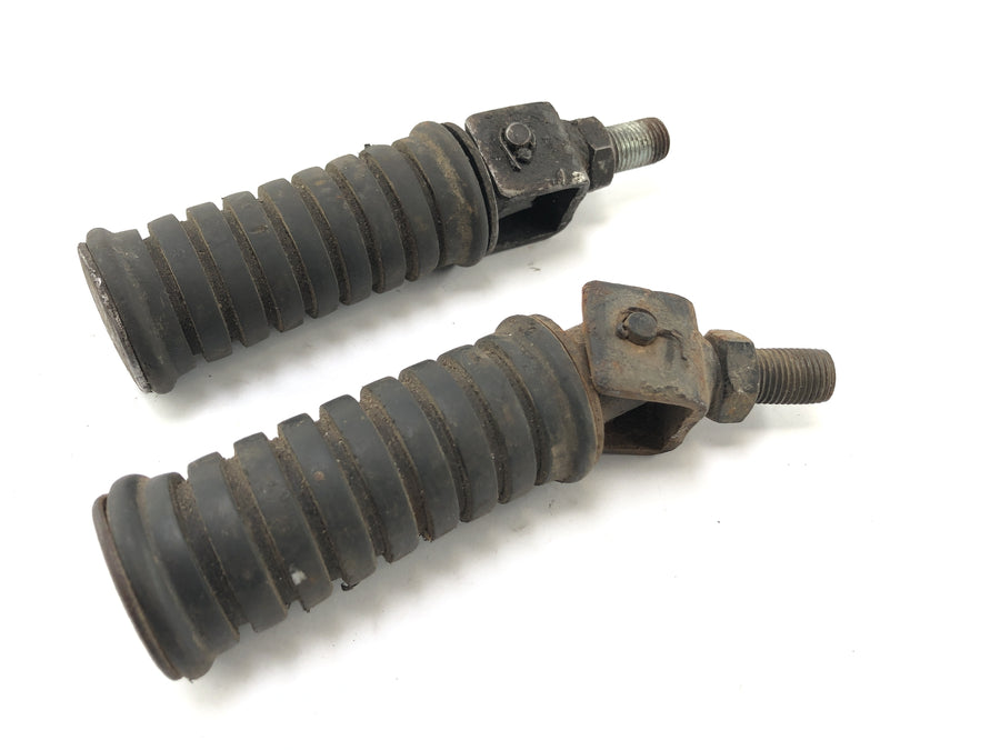 Yamaha XT 500 1U6 [1981] - Footrests Passenger Footrests Pair