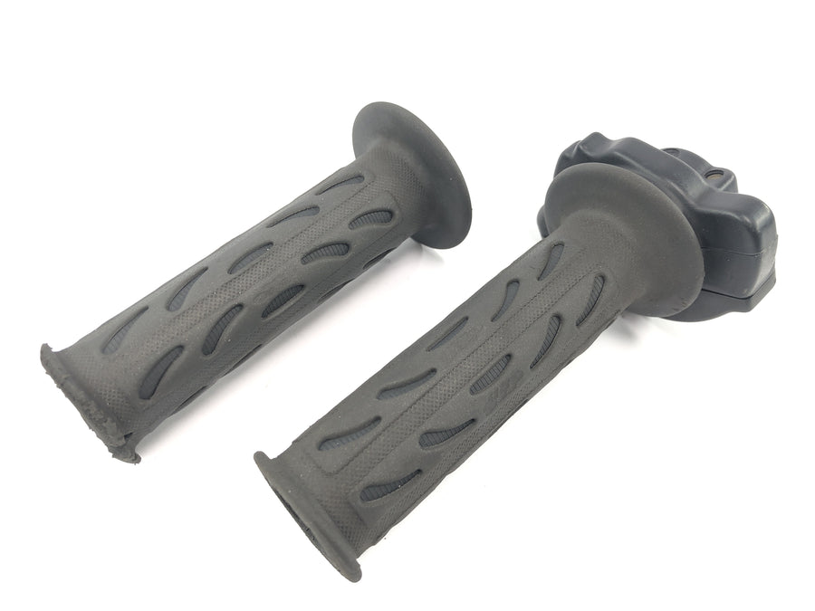 Ducati Monster S4R M4 [2004] - throttle grip twist grip rubber handlebar grips right
