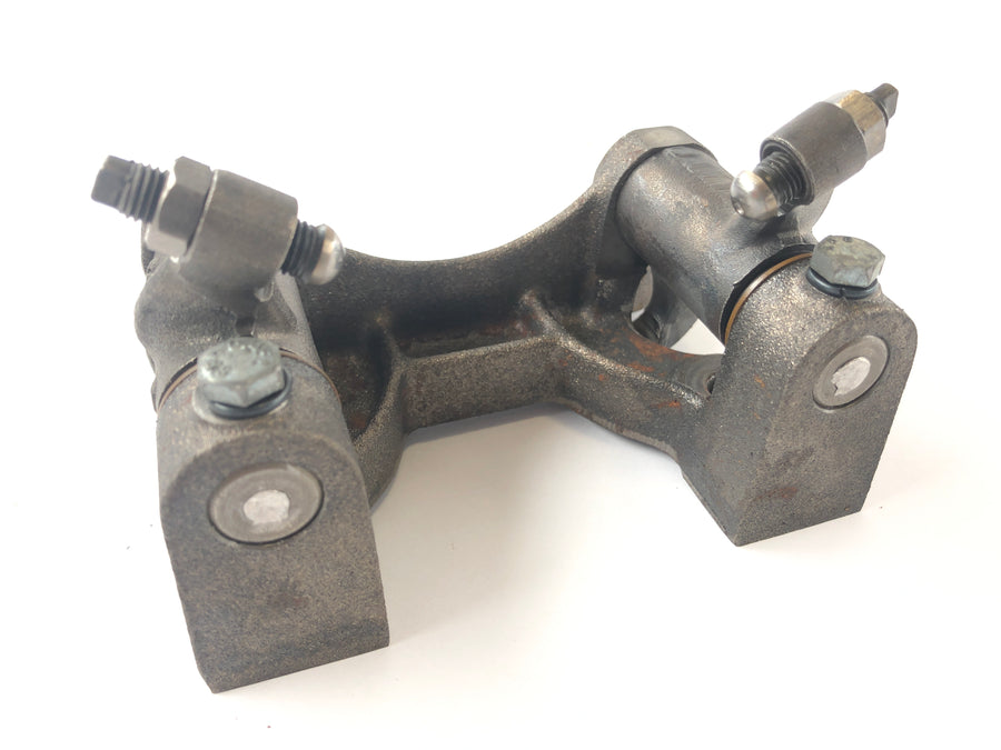 Moto Guzzi 850-T3 [1980] - rocker arm cylinder horizontal right