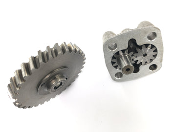 Moto Guzzi V7 Special [1971] - Oil pump gear pump pump wheel pump housing - 0
