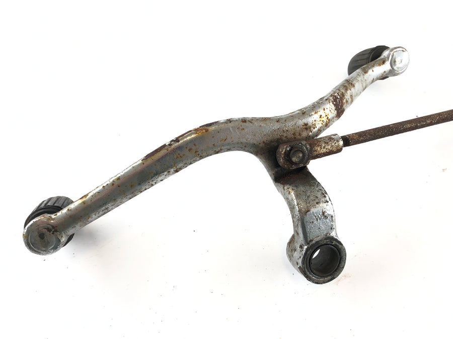 Moto Guzzi 850-T3 [1980] - Shift paddle with linkage