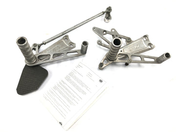Honda VFR 800 FI RC46 [1999] - Footrest system Lucas footrest holder shift lever