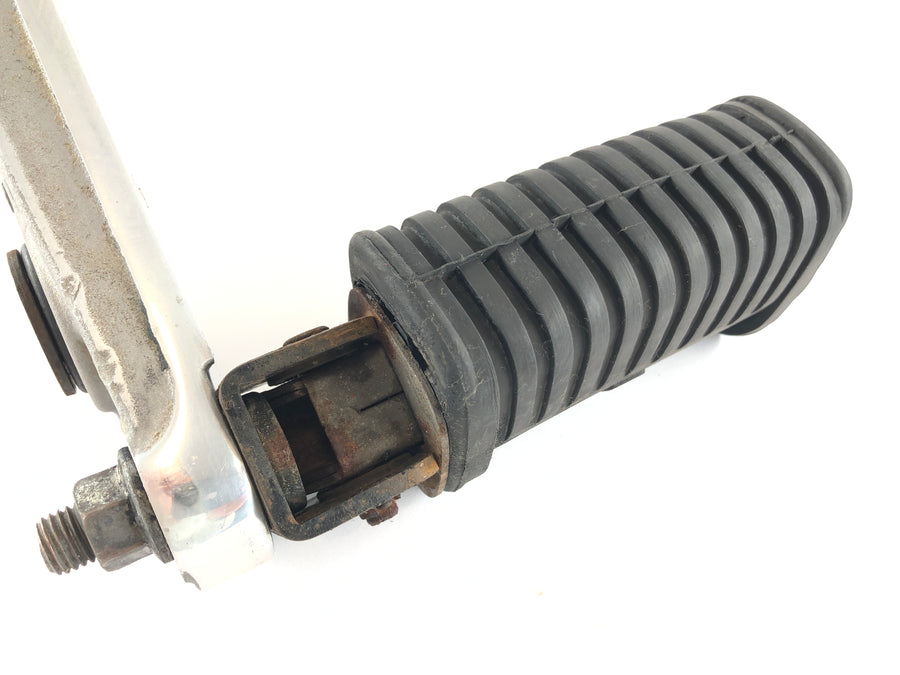 Yamaha XS 1100 2H9 [1978] - Passenger footrest right with footrest mount