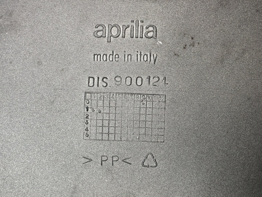 Aprilia RST 1000 Futura [2002] - cladding cover at the front below