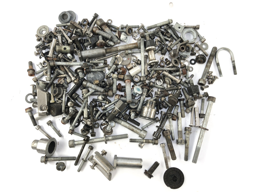 BMW R 1200 GS R12 K25 [2003] - screws remnants