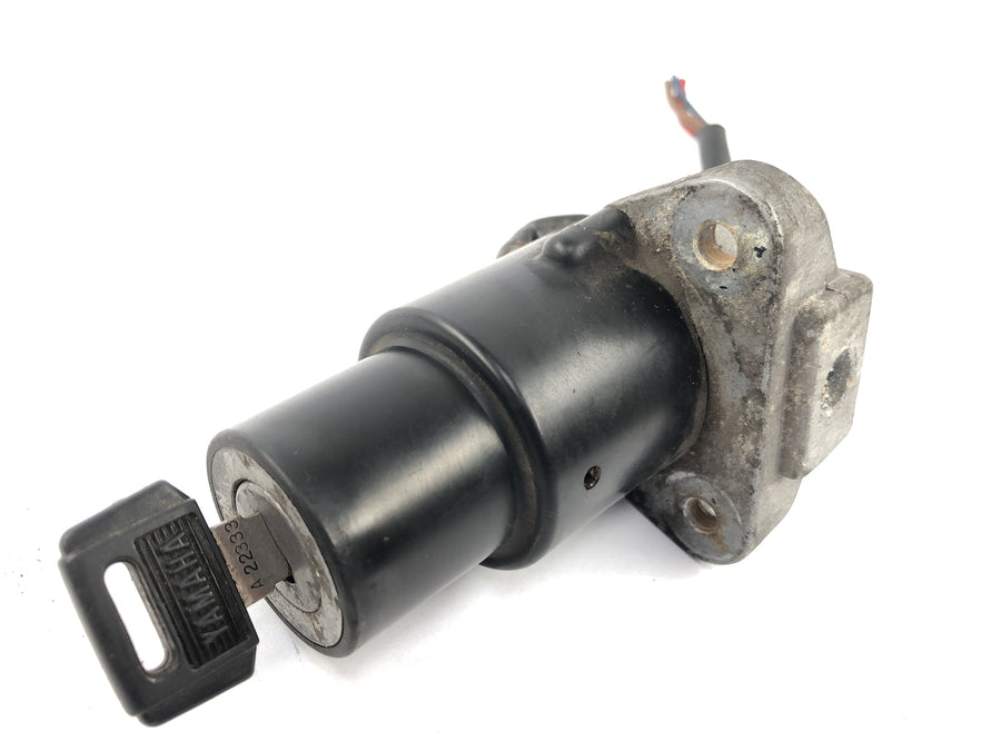 Yamaha XV 750 5G5 [1982] - ignition lock and helmet lock with 1 key