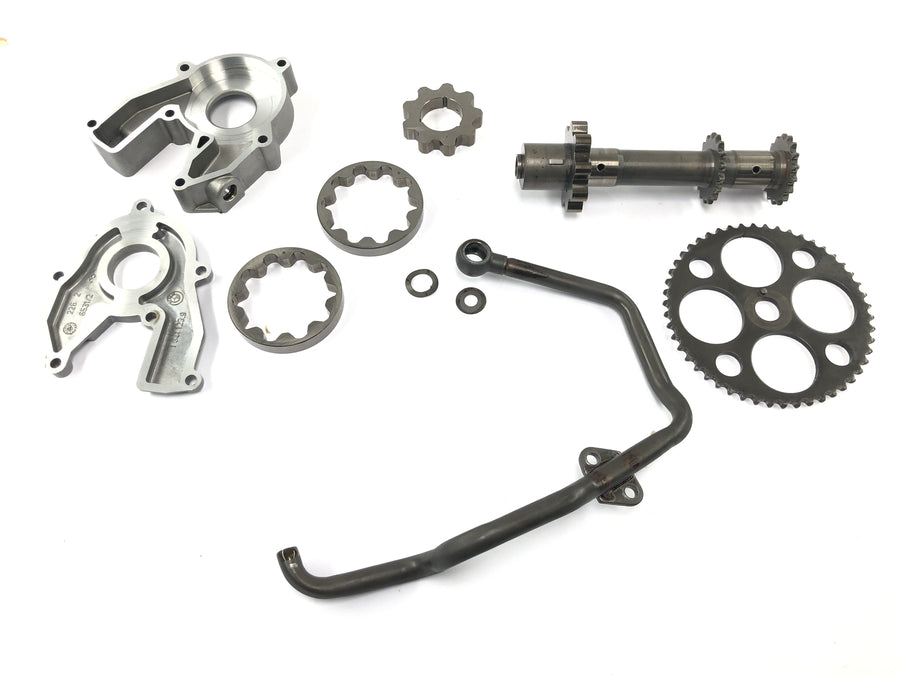 BMW R 1150 RS R22 [2003] - Oil pump oil pump wheel housing pump shaft drive shaft
