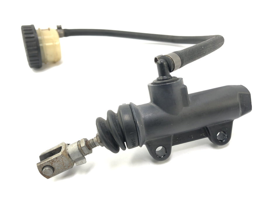 BMW R 1100 S R11S [2005] - brake pump behind