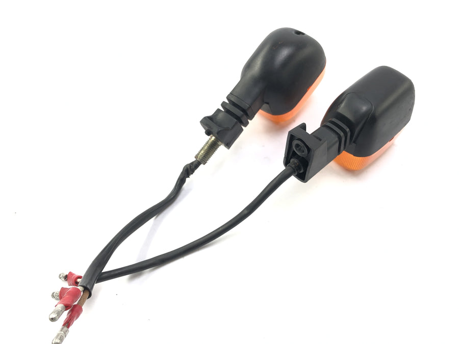 Yamaha RD 350 YPVS 31K [1984] - indicator set pair