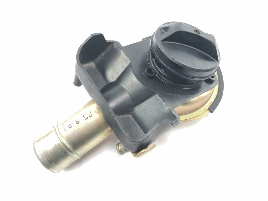 Suzuki Intruder VL 1500 AL [2000] - filler neck tank cap tank overflow