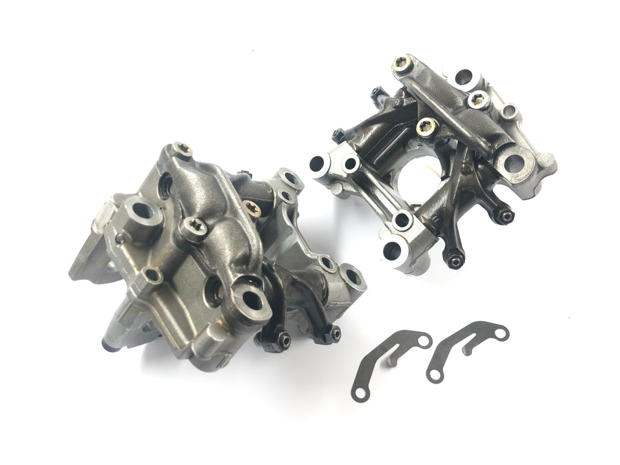 BMW R 1200 GS R12 K25 [2004] - rocker arm bracket pair of camshaft bearing bracket valve train