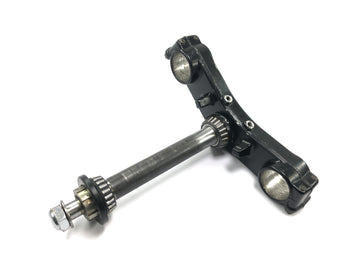 Kawasaki ZRX 1200 S ZRT20A [2001] - lower fork bridge steering head bridge fork yoke - 0