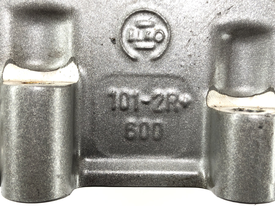 KTM 950 SM LC8 [2008] - cylinder head at the back