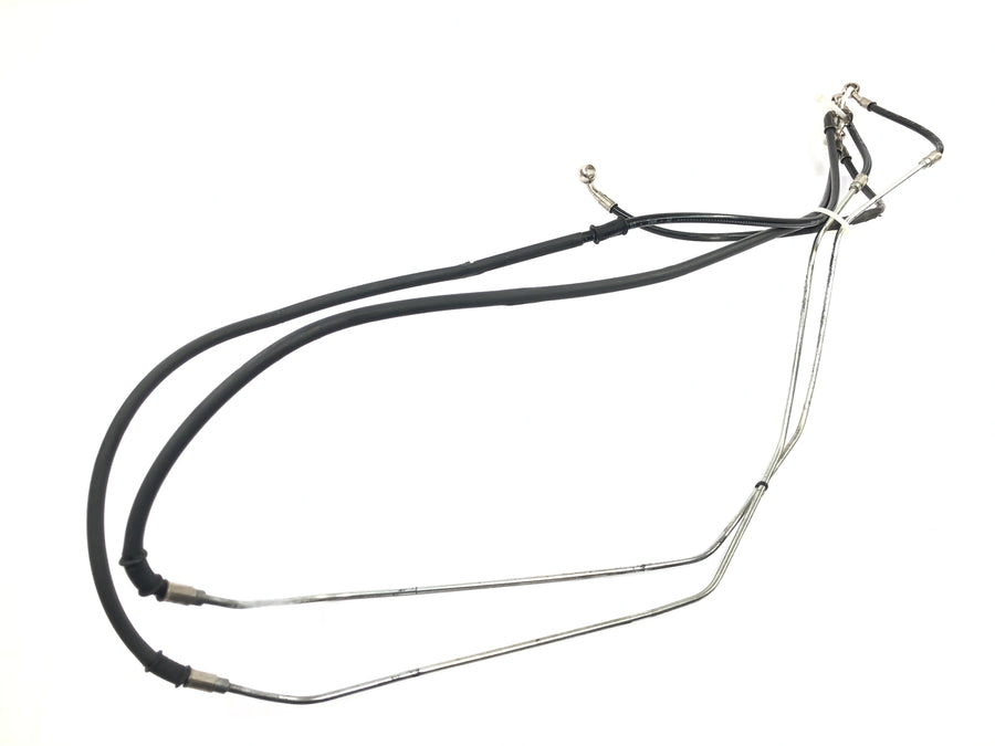 Ducati Multistrada 1200 S Touring [2009] - Steel braided brake line at the front