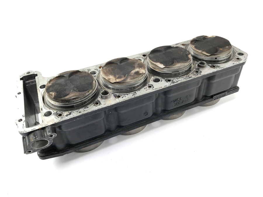 Kawasaki ZX -10 ZXT00B [1990] - cylinder cylinder block with piston