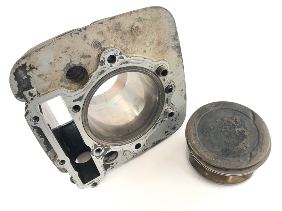 Yamaha XT 600 Zenere 34L [1985] - cylinder with pistons