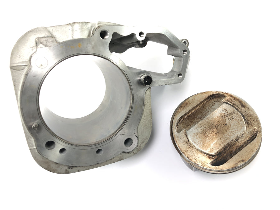 BMW R 1200 R R1ST [2008] - cylinder with piston on the left
