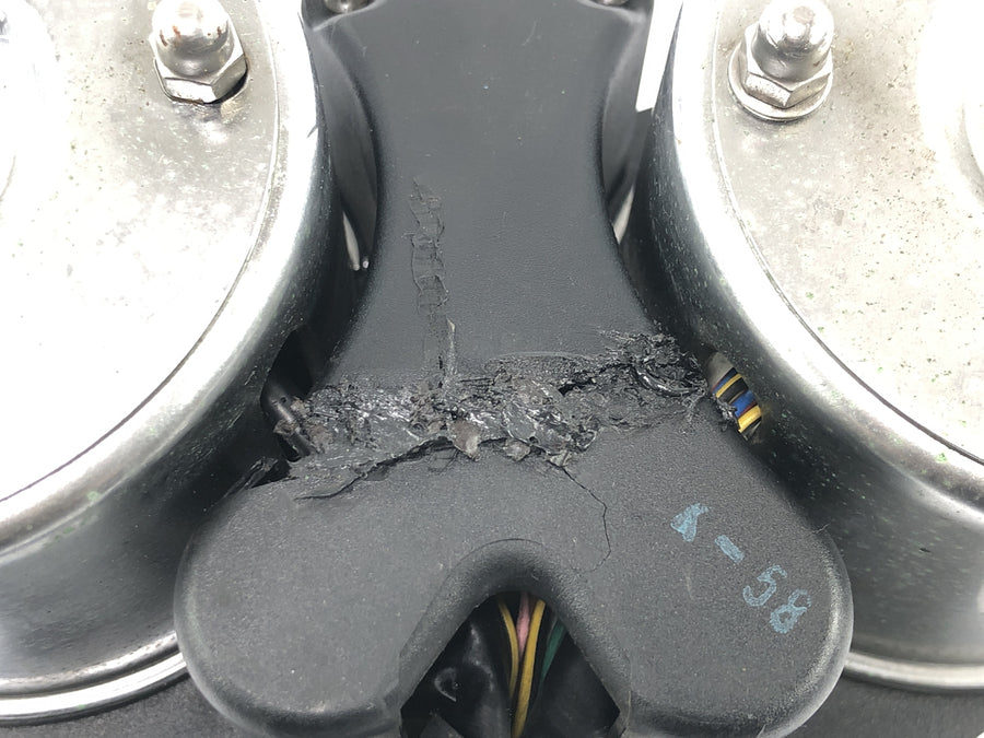 Triumph Adventurer 900 T309RT [1998] - Cockpit speedometer tachometer not original