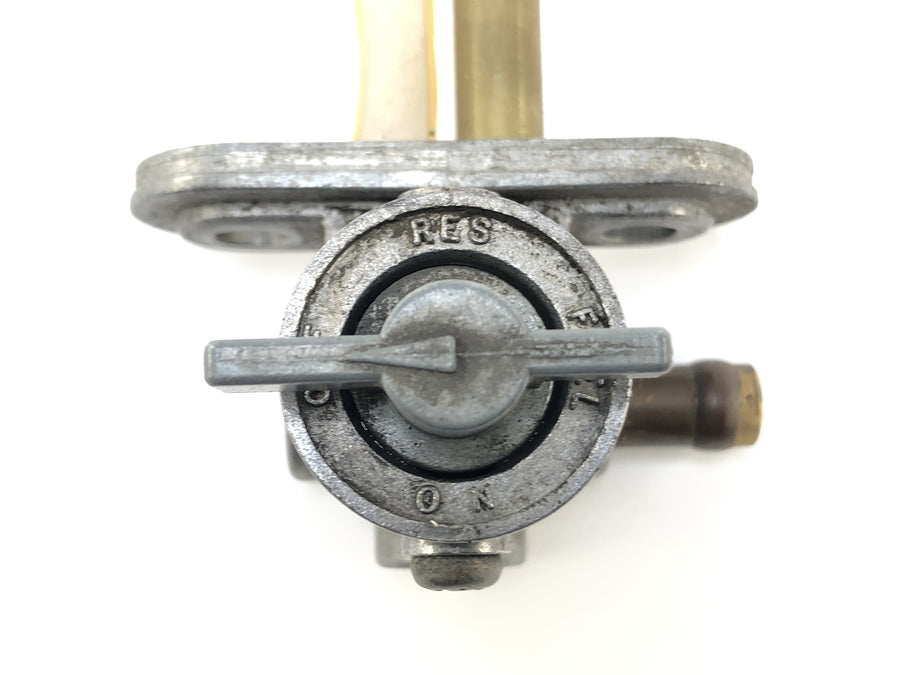 KTM LC4 640 EGS [2004] - petrol tap