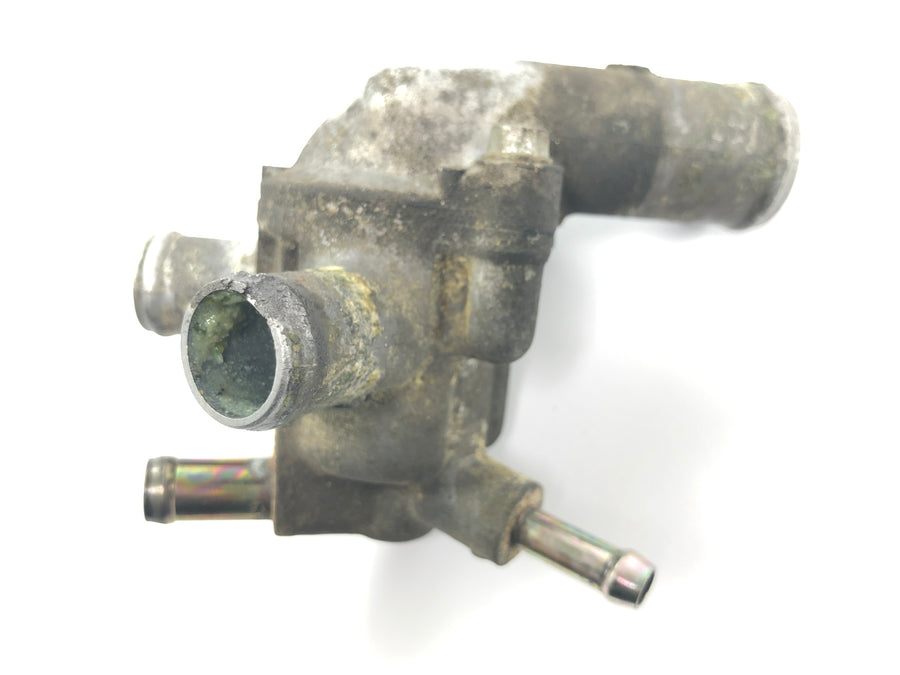 Honda VFR 800 FI RC46 [1999] - thermostat housing with thermostat cooling water distributor