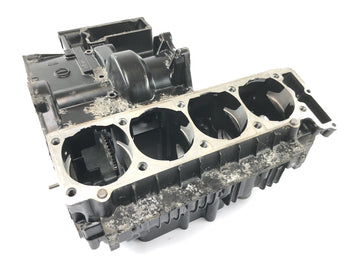 Kawasaki GPZ 1000 RX [1987] - engine housing crankcase empty housing engine block