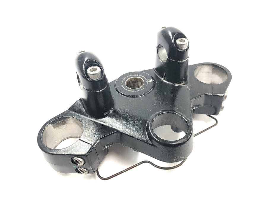 Triumph Tiger 955i 709EN [2003] - Upper fork bridge, steering head clamp, handlebar mount